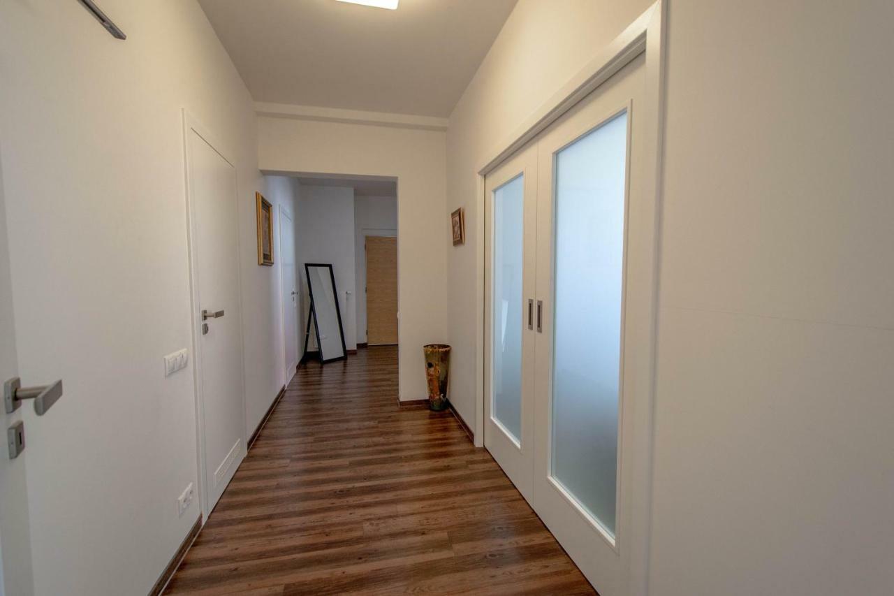Apartamento Unique Charles Bridge 2bdr Apartment. Praga