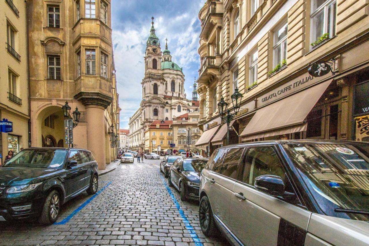 Unique Charles Bridge 2bdr Apartment. * Praga